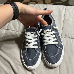 Women’s brand new shoes